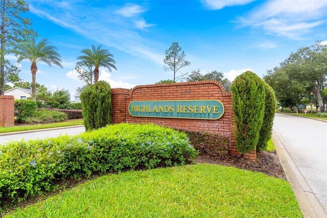 Building Photo - 215 Gleneagles Dr