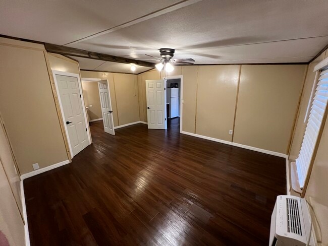 Building Photo - 6506 Colony Park Dr