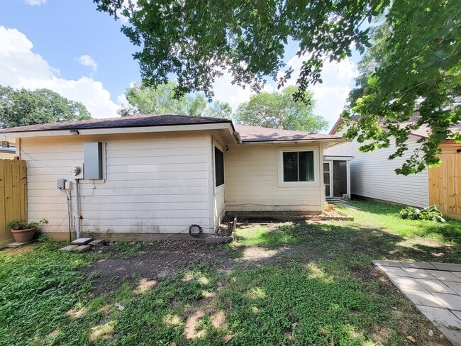 Building Photo - 17808 Northway Ct