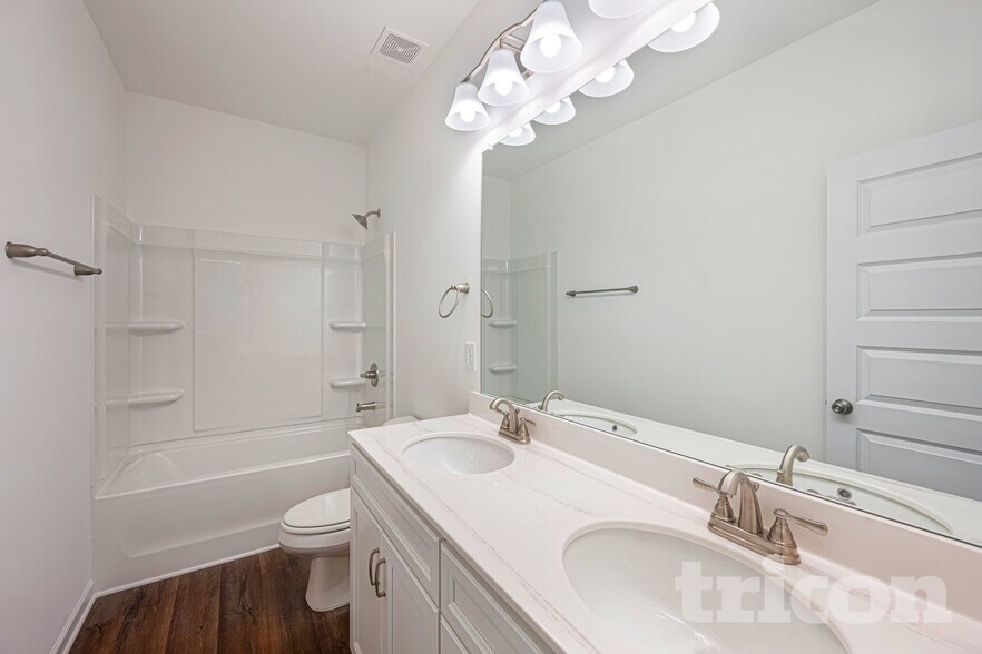 Building Photo - 135 Chapel Meadow Ln SW