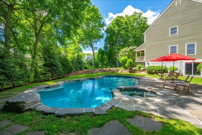 Building Photo - Private Pool, Fireplace & Endless Charm — Cross River, NY
