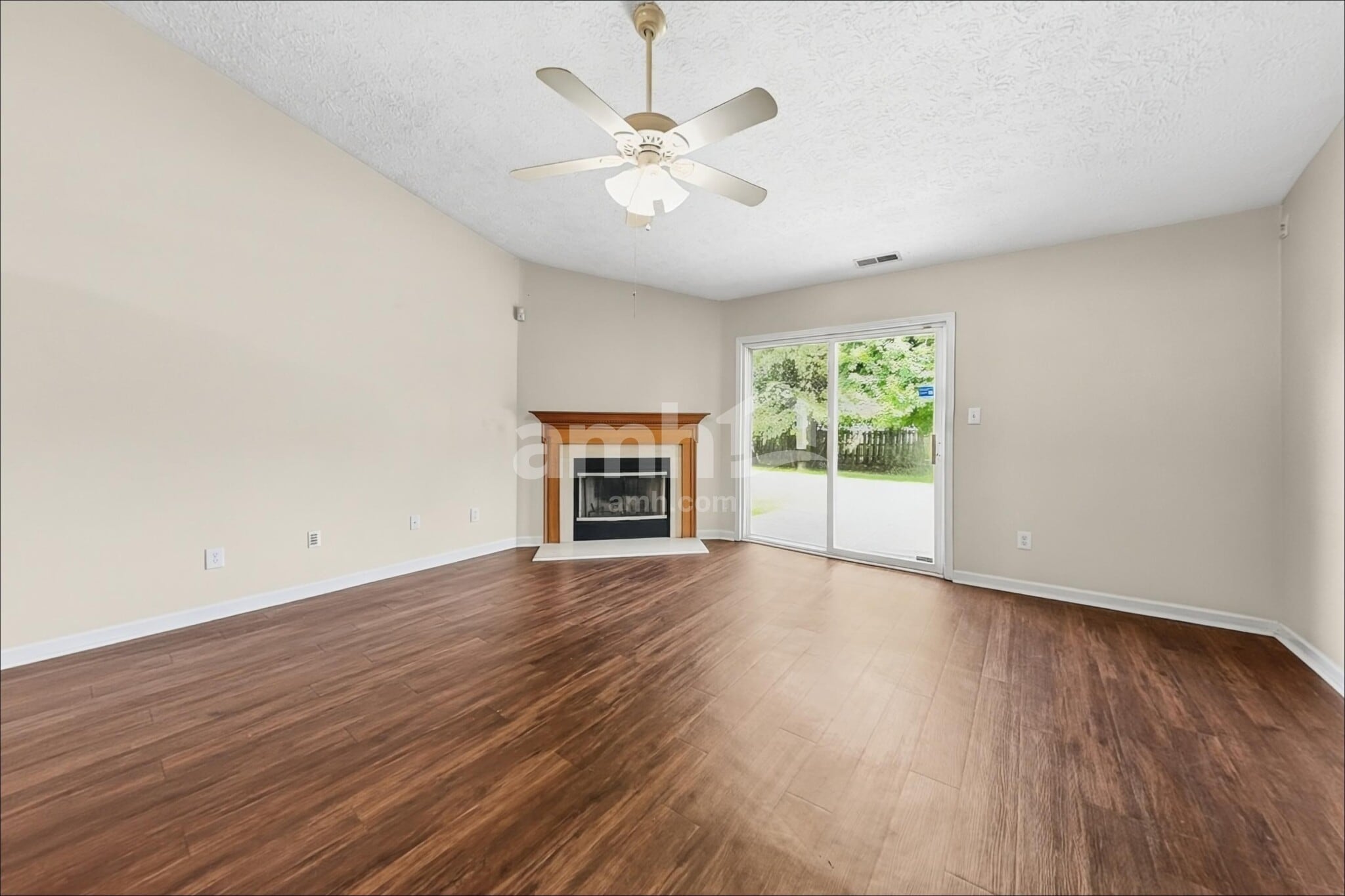 Building Photo - 13227 Summerwood Ln