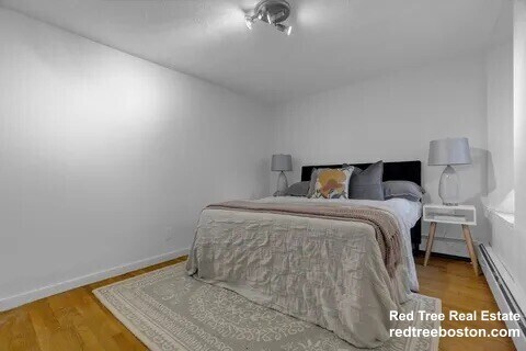 Building Photo - 145 Chiswick Rd