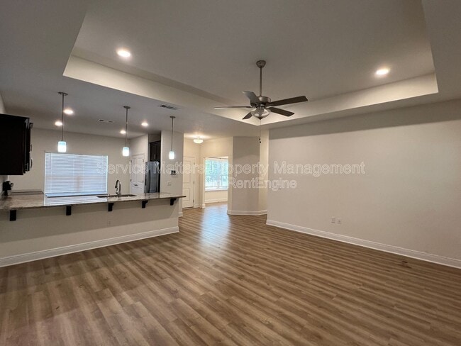 Building Photo - 4527 Plowman Ln