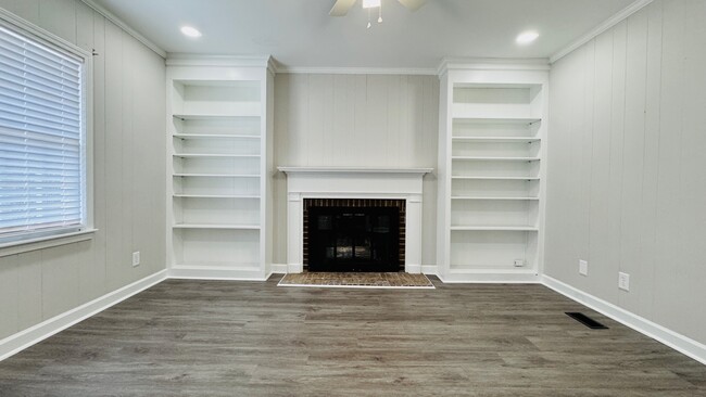 Building Photo - 815 W Palmetto St