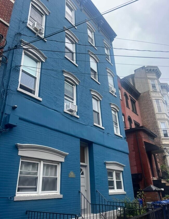 Primary Photo - 543 Bloomfield St