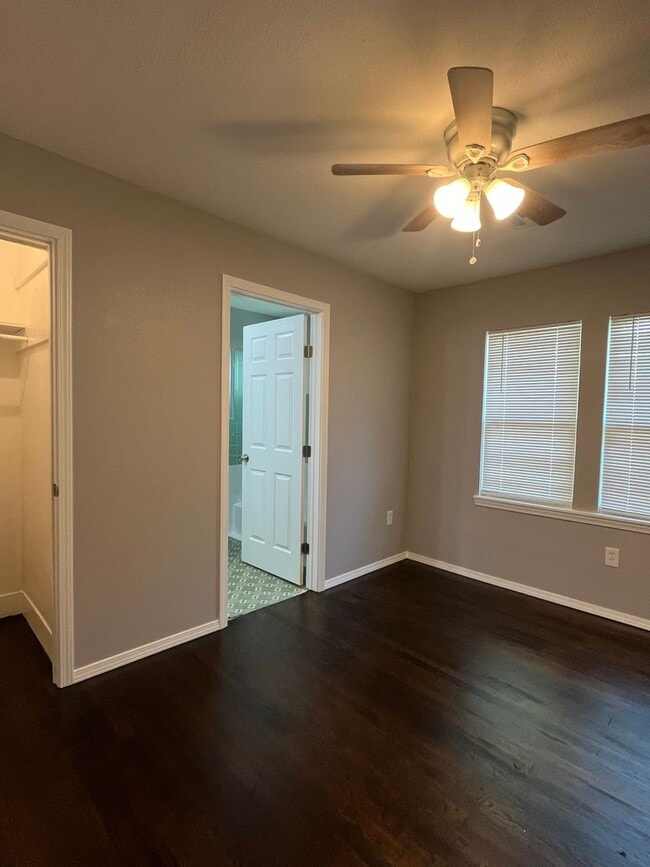 Building Photo - Tulsa: 3 bedroom house On A Private Road
