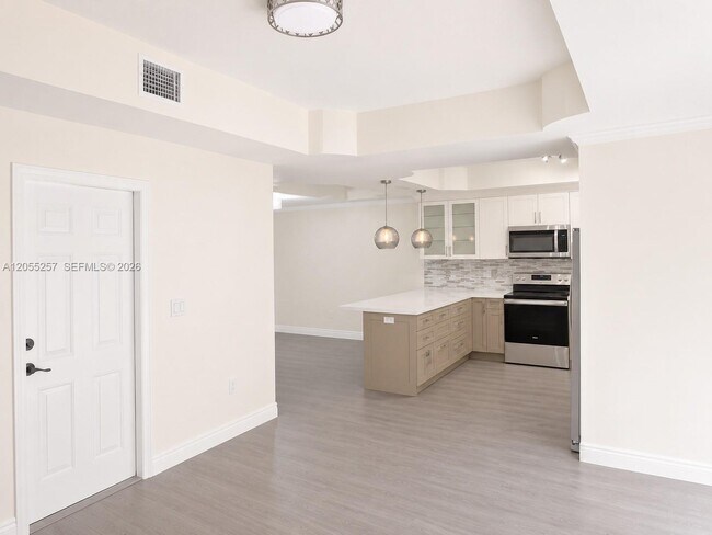 Building Photo - 8423 NW 138th Terrace