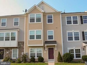 Building Photo - 80 Lieutenant Ct