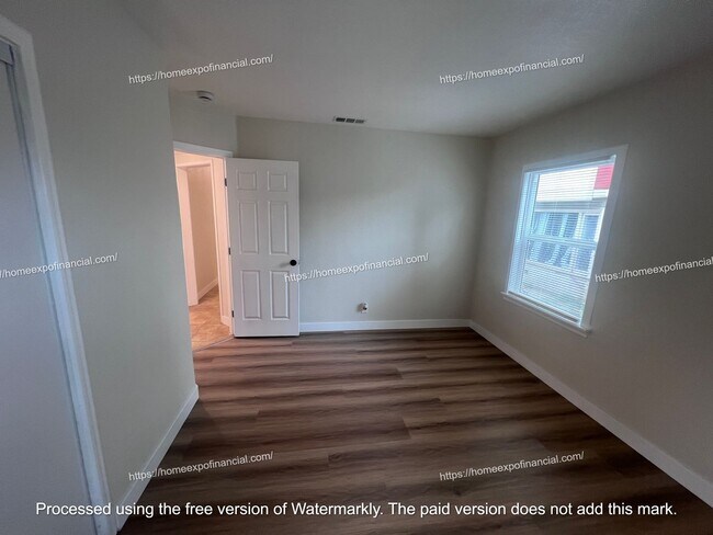 Building Photo - Nice Home For Rent