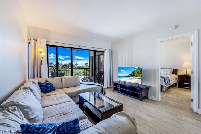 Building Photo - 803 River Point Dr