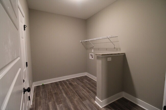 Building Photo - Beautiful 3/2 home in Bonaire!