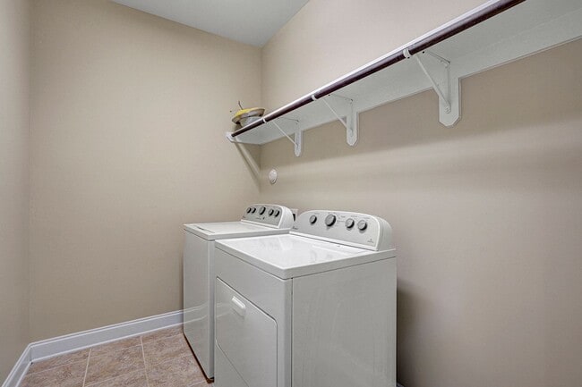 Building Photo - AVAILABLE NOW!-BUNGALOW STYLE HOME IN MORRISVILLE