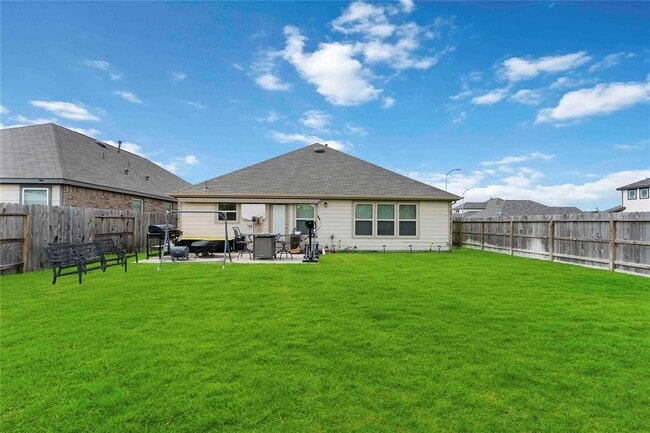 Building Photo - 12803 Pear Orchard Dr