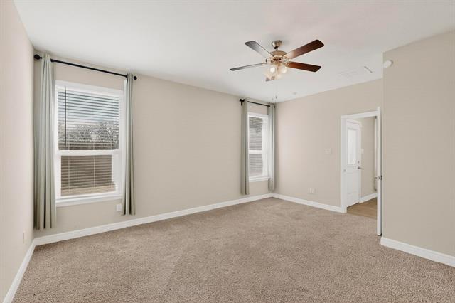 Building Photo - 625 Hogan Dr