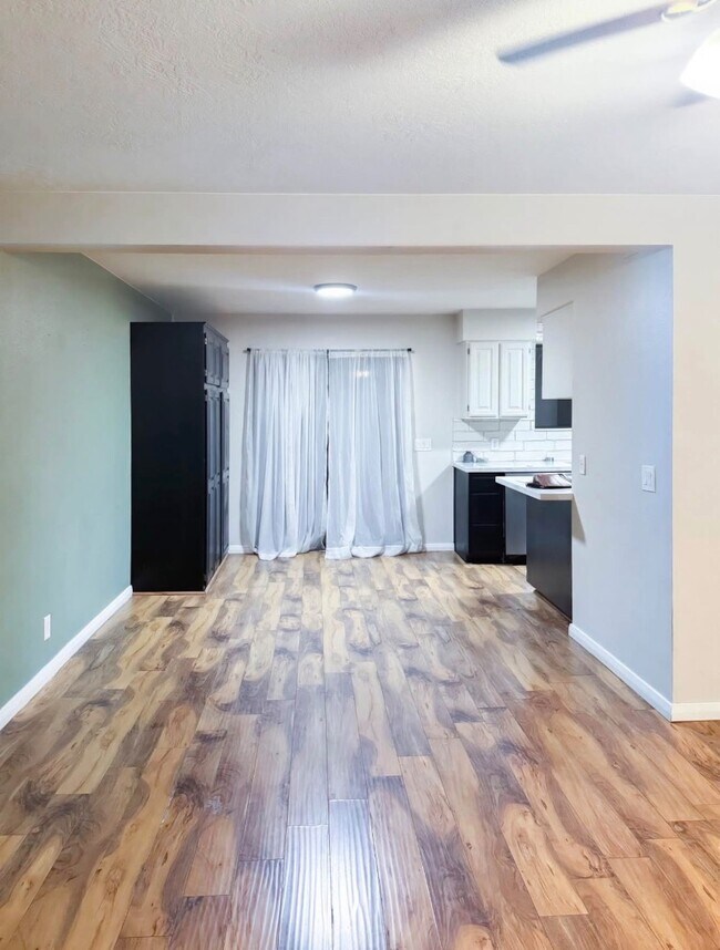 Building Photo - 525 S 1100 E