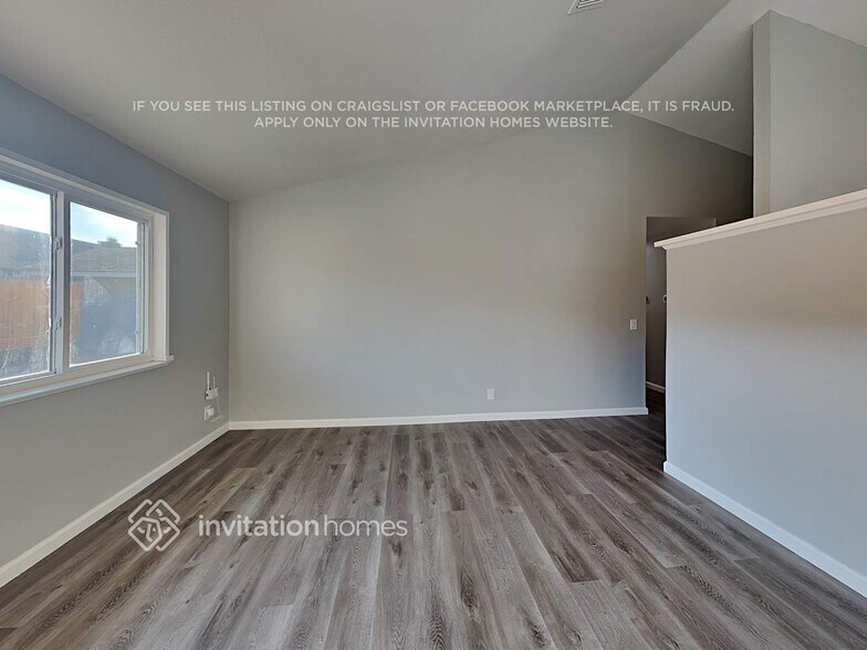 Building Photo - 503 Hacienda Ln