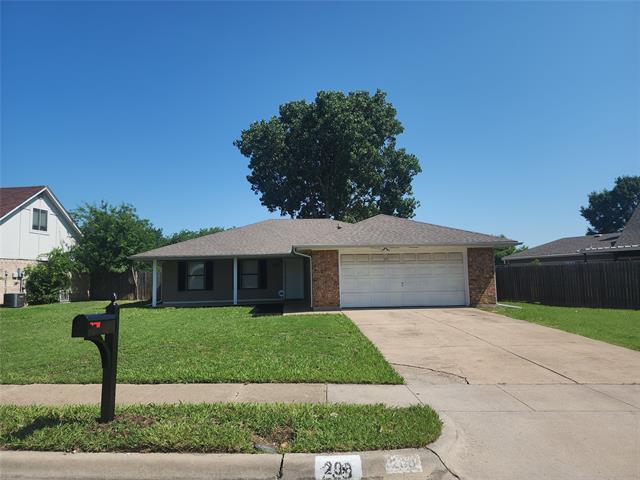 Building Photo - 208 Cambridge Dr