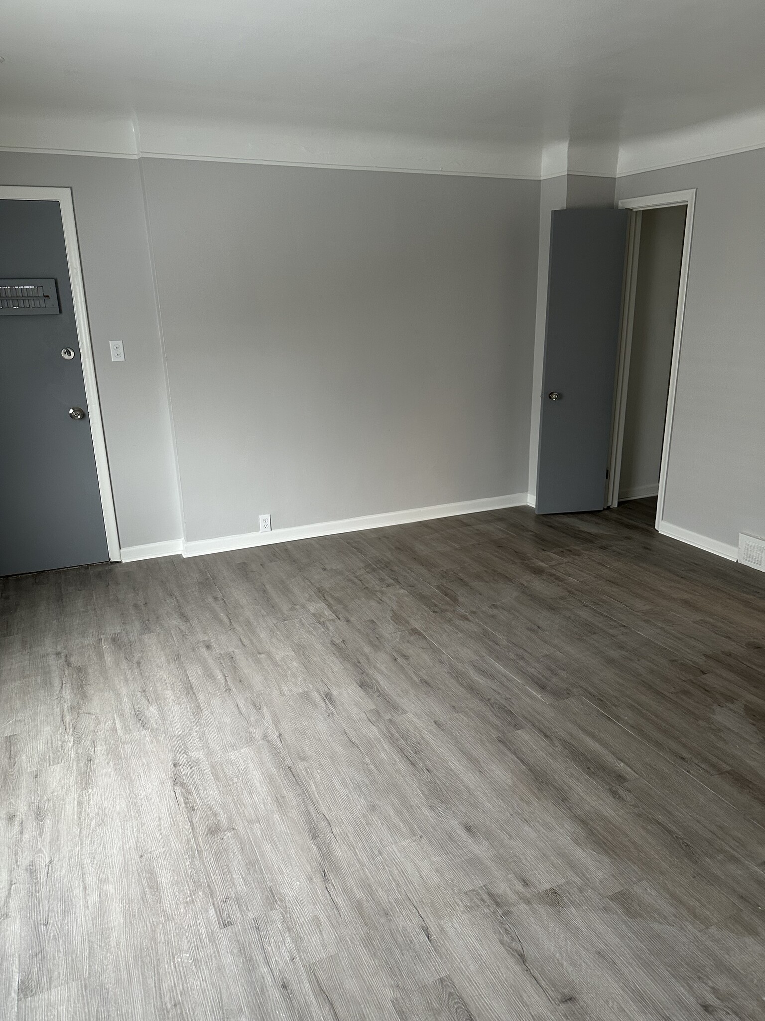 Building Photo - 11668 San Jose