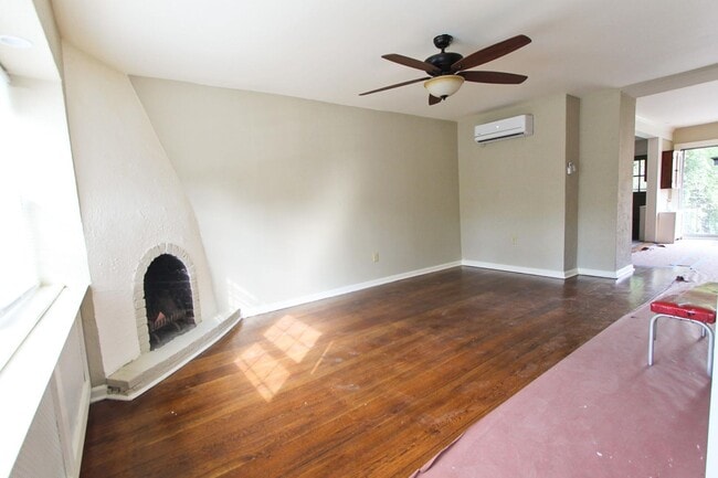 Building Photo - 346 Meehan Ave