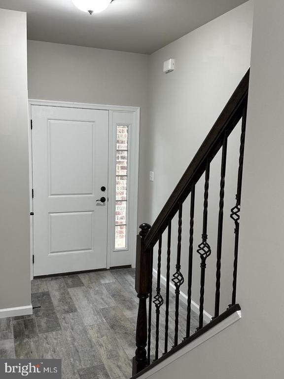 Building Photo - 117 Delano Dr