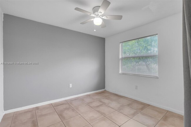 Building Photo - 8315 NE Miami Ct