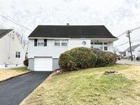 Building Photo - 34 Wall St