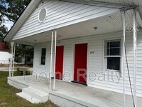 Building Photo - 810 E Grand Ave