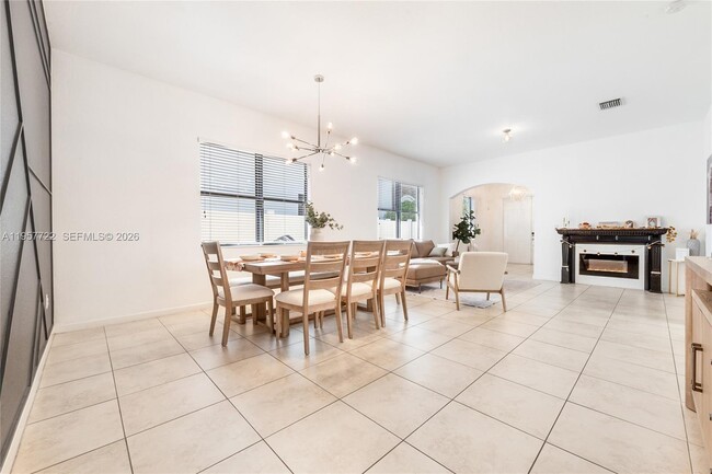 Building Photo - 3550 W 86th Terrace