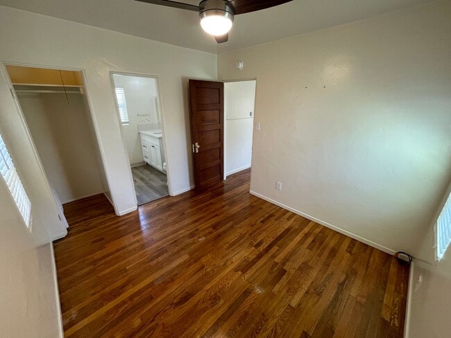 Building Photo - **CHARMING CASITA ** 1Bedroom / 1 Bath ava...