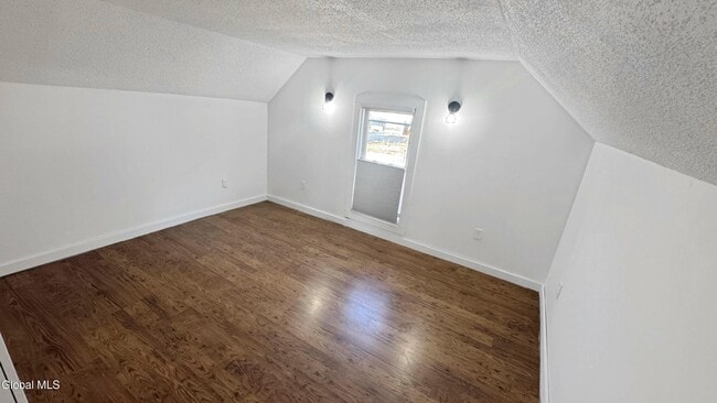 Building Photo - 12 Ordway Ln