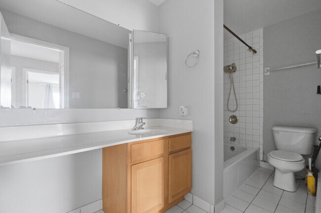 Building Photo - 864 Winesap Ct