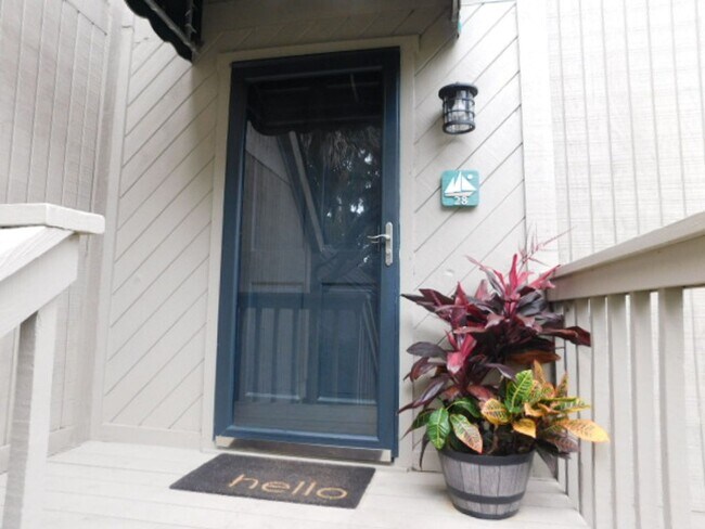 Building Photo - Beautifully Furnished Townhome With Sunset Views