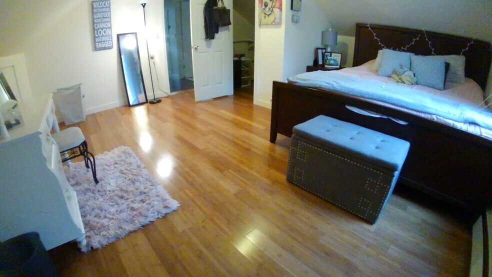 Bedroom - 742 Storrs Rd