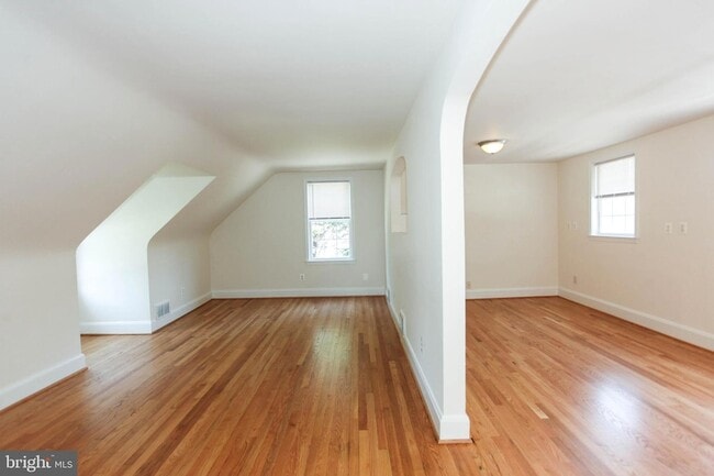 Building Photo - 3263 St Johns Ln