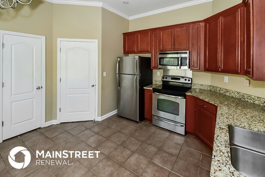 Building Photo - 2416 Gardenbrook Dr