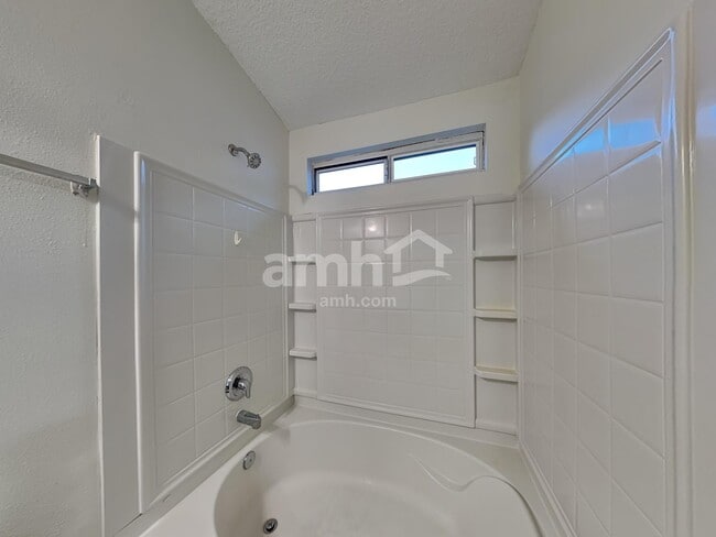 Building Photo - 867 Bonaparte Landing Blvd