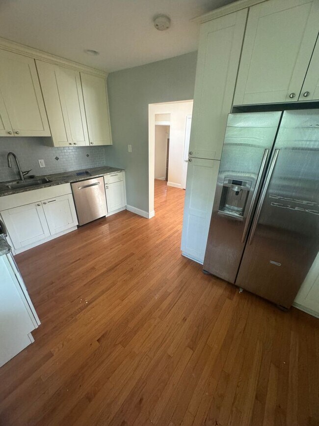 Building Photo - Upper Darby  rental. Ready to tour.