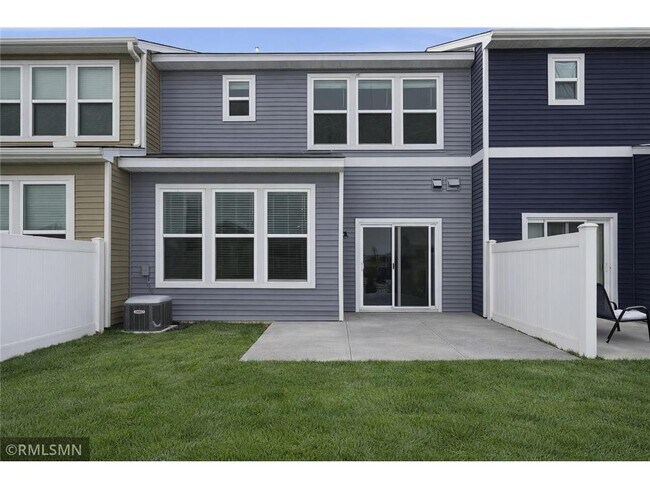 Building Photo - 9669 4th St Ln N