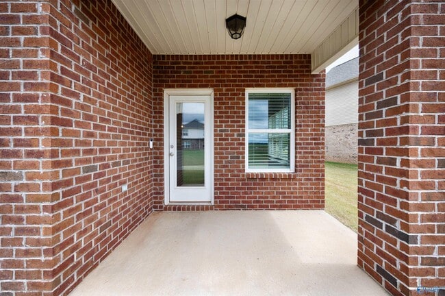 Building Photo - 134 Heritage Lakes Blvd