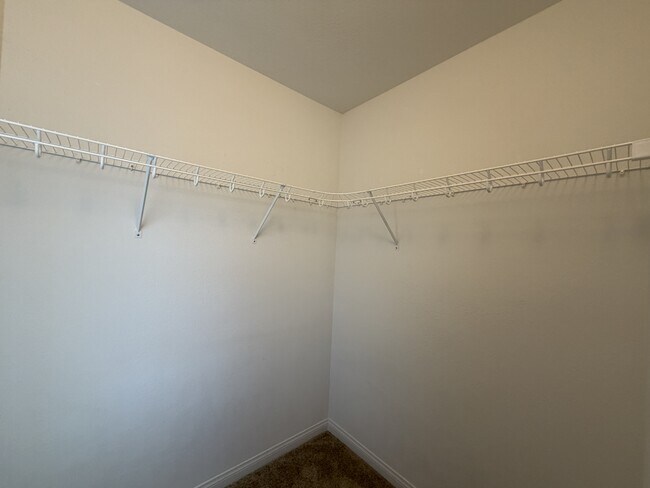 Building Photo - 7869 Tyrell Peaks St