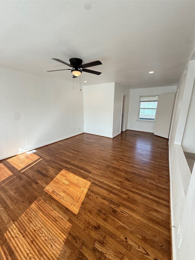 Building Photo - 1848 Portsmouth St