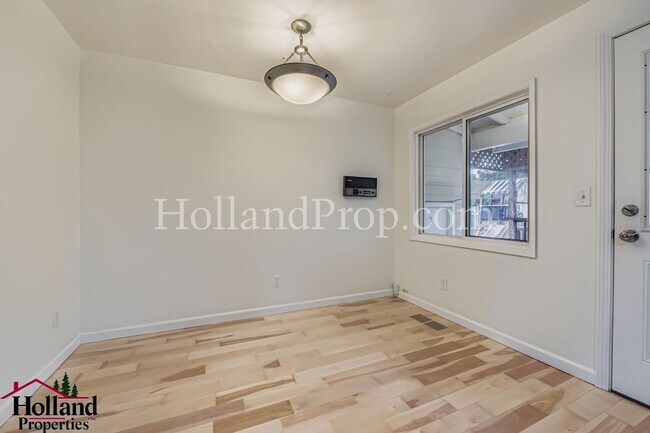 Building Photo - Bright, Modern, and Ready to Welcome You H...