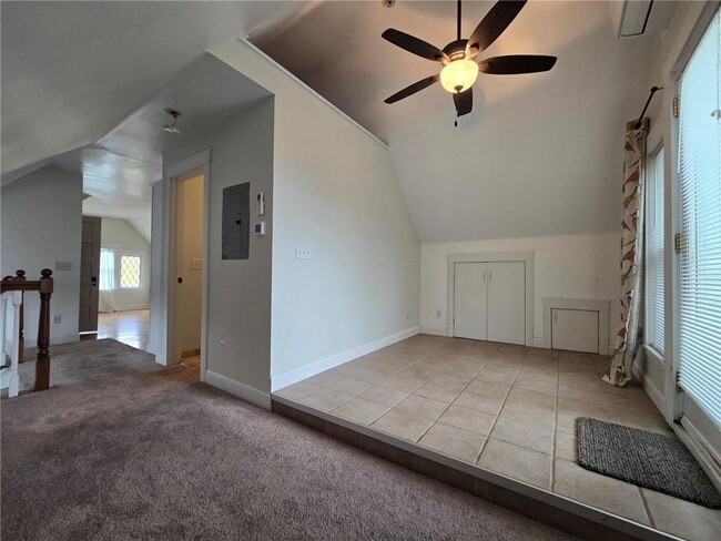 Building Photo - 1712 W 31st St