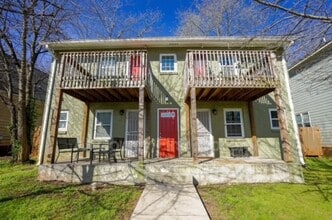 Building Photo - 927 Fortress Ave SW