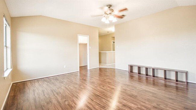 Building Photo - 1300 Crocus Cove
