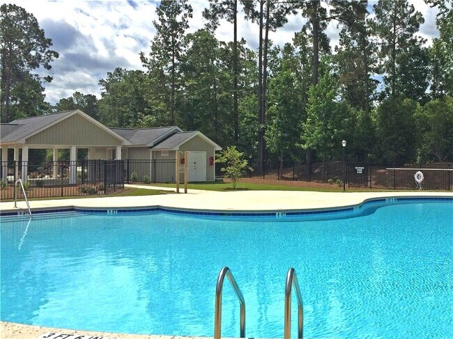 Building Photo - Coming Available!