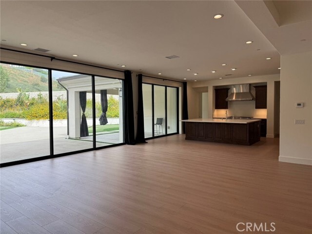 Building Photo - 101 Interstellar