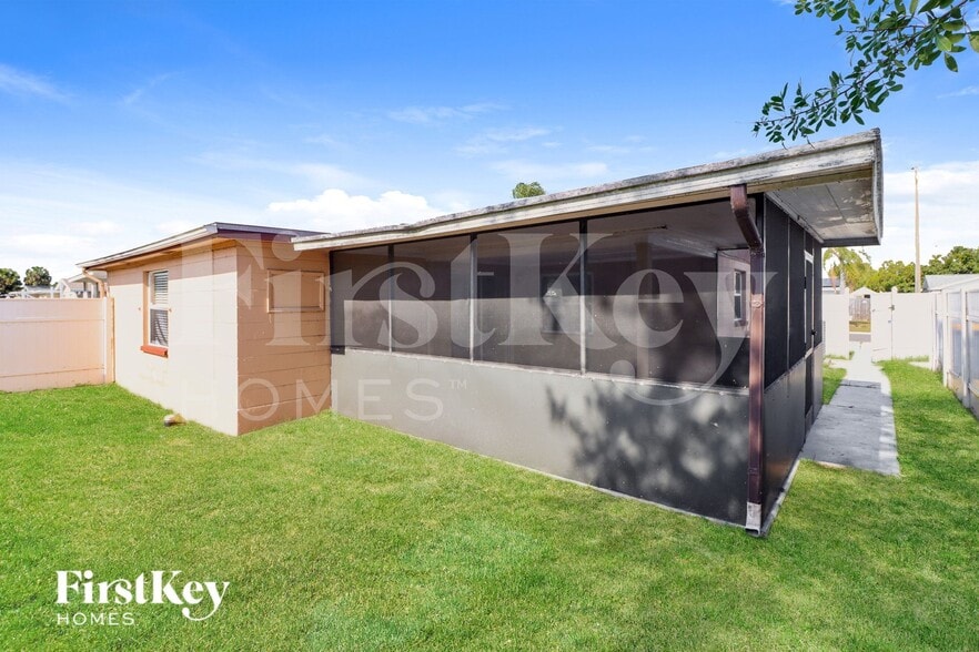 Building Photo - 3206 Coldwell Dr