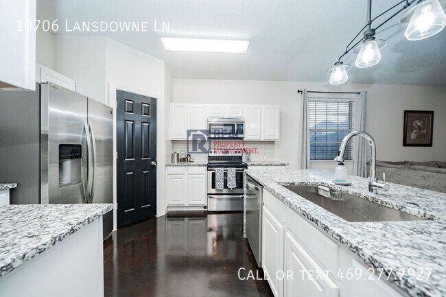 Building Photo - 10706 Lansdowne Ln